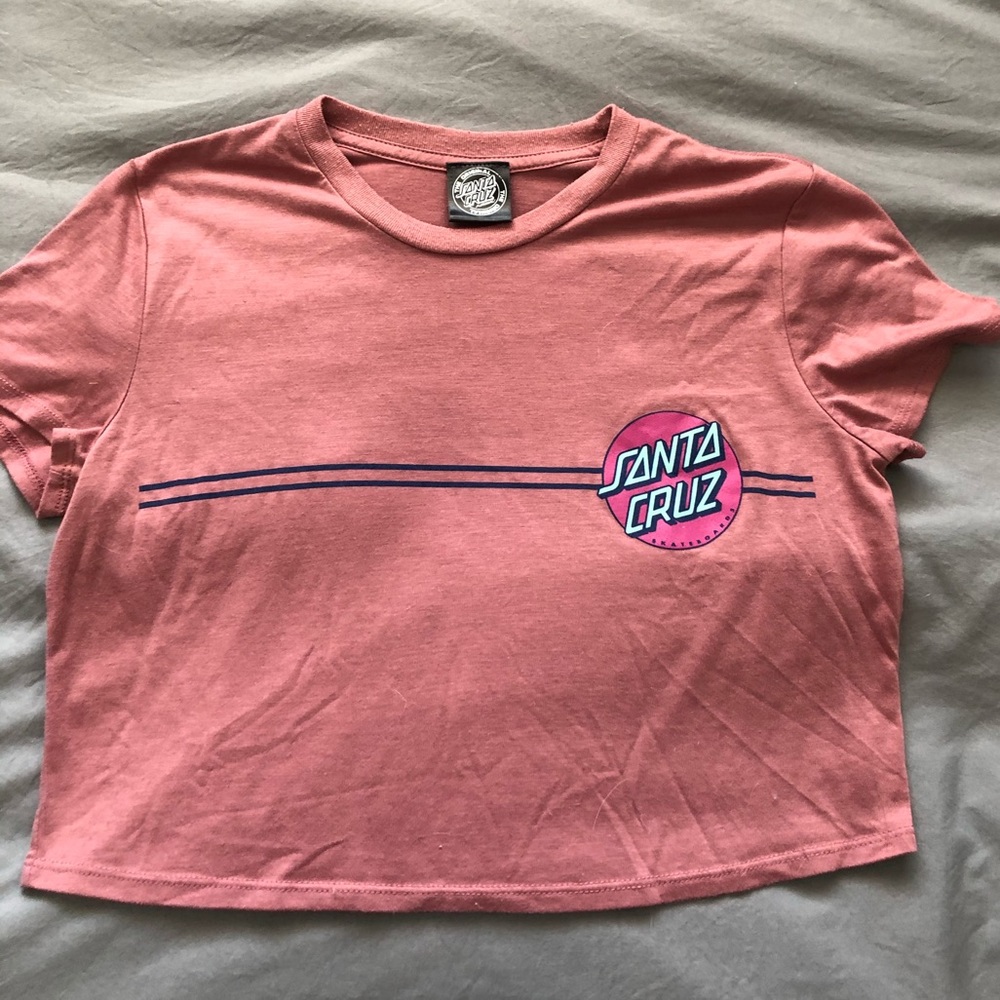 cropped Santa Cruz t shirt